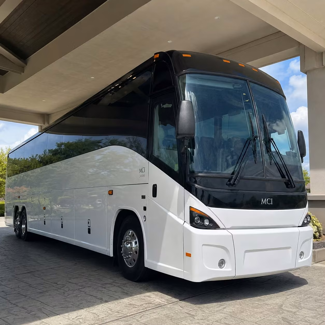 browse a large selection of long distance buses from port st lucie including ada accessible options